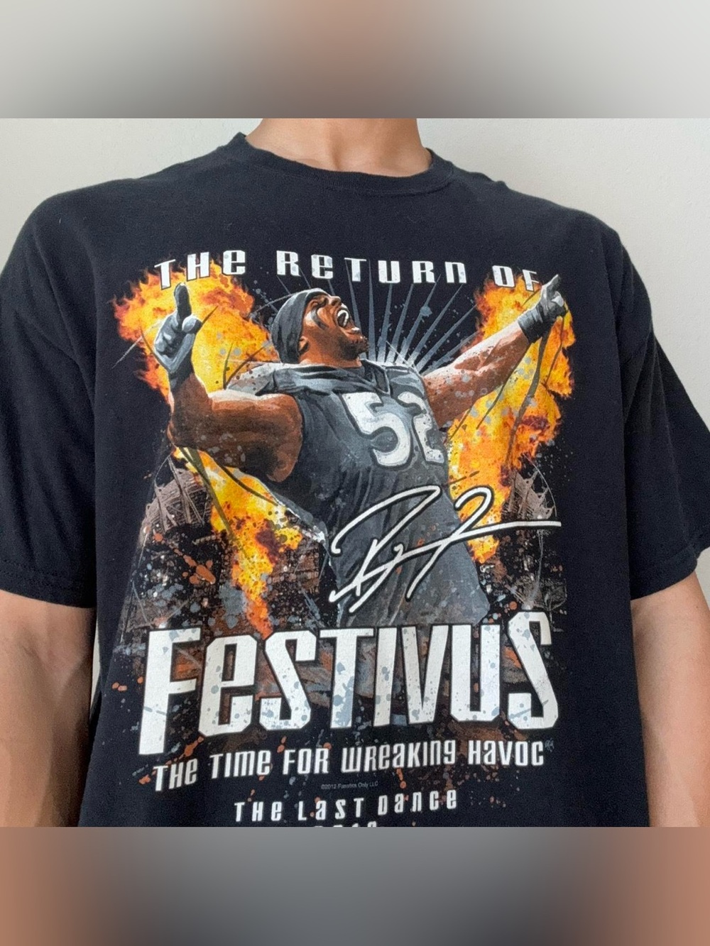 Vintage 2000s NFL Return of Festivus Graphics Black Tee Shirt